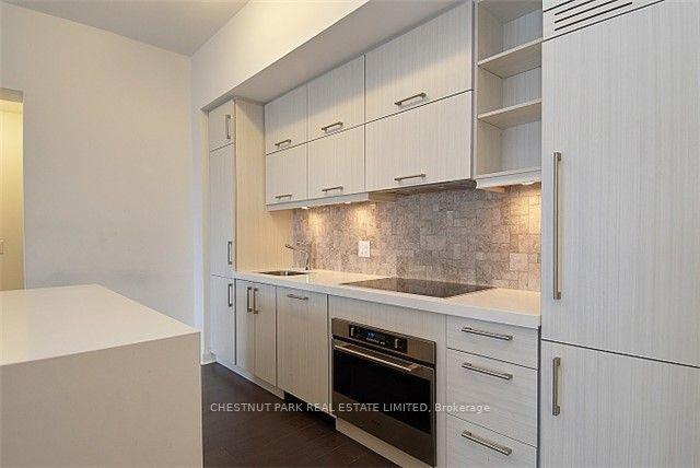 lph9 - 65 St Mary St, Condo with 2 bedrooms, 2 bathrooms and 1 parking in Toronto ON | Image 15
