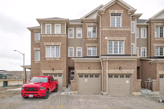 3 Tobias Lane, House attached with 2 bedrooms, 2 bathrooms and 2 parking in Barrie ON | Image 1