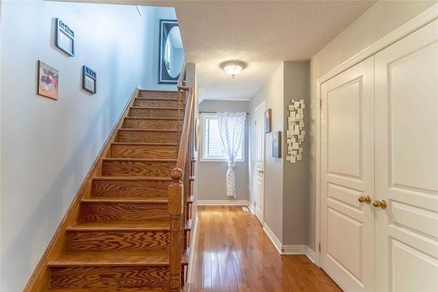 111 Crompton Dr, House detached with 3 bedrooms, 3 bathrooms and 6 parking in Barrie ON | Image 30