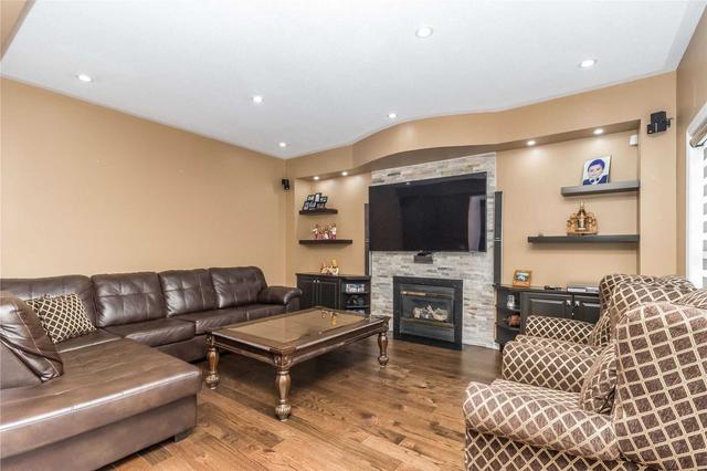 8 Timberglade Dr, House detached with 4 bedrooms, 5 bathrooms and 4 parking in Brampton ON | Image 6