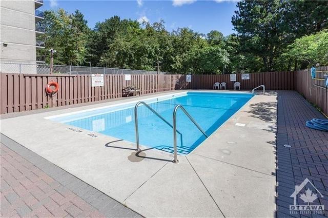 712 - 555 Brittany Drive, Condo with 2 bedrooms, 2 bathrooms and 1 parking in Ottawa ON | Image 28