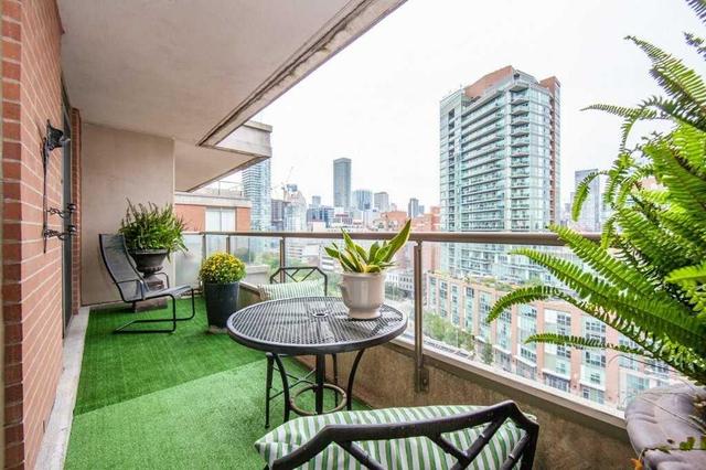 1201 - 168 King St E, Condo with 1 bedrooms, 1 bathrooms and 1 parking in Toronto ON | Image 17