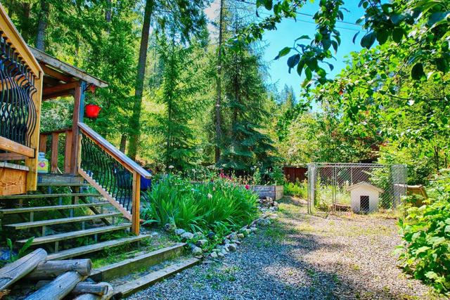 4744 Highway 3a, House detached with 3 bedrooms, 1 bathrooms and 5 parking in Central Kootenay A BC | Image 28