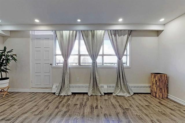 1105 - 180 Markham Rd, Condo with 3 bedrooms, 2 bathrooms and 1 parking in Toronto ON | Image 23