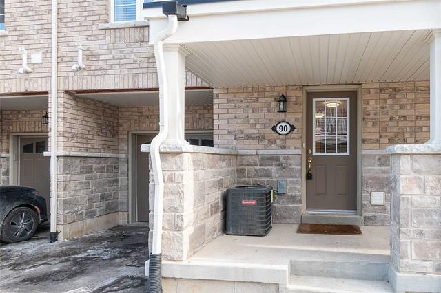 90 - 88 Decorso Dr, House attached with 2 bedrooms, 3 bathrooms and 2 parking in Guelph ON | Image 12