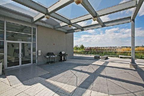 927 - 1 Shaw St, Condo with 2 bedrooms, 2 bathrooms and 1 parking in Toronto ON | Image 13