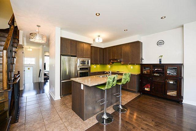 1 - 3380 Thomas St, Townhouse with 3 bedrooms, 4 bathrooms and 2 parking in Mississauga ON | Image 8
