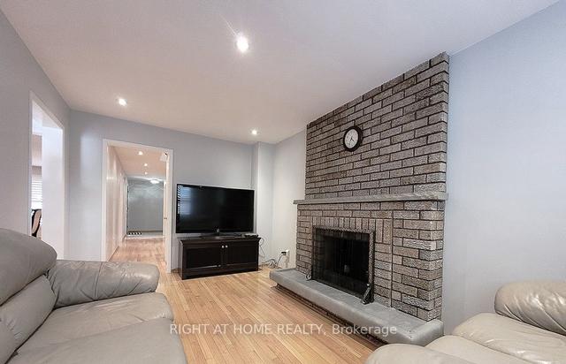 63 Marita Pl, House detached with 3 bedrooms, 4 bathrooms and 4 parking in Vaughan ON | Image 26