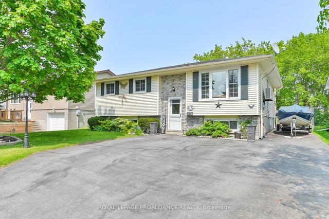 67 Ireland Dr, House detached with 6 bedrooms, 2 bathrooms and 4 parking in Quinte West ON | Image 12