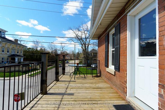 100 Mcclary Ave, House detached with 4 bedrooms, 3 bathrooms and 4 parking in London ON | Image 10