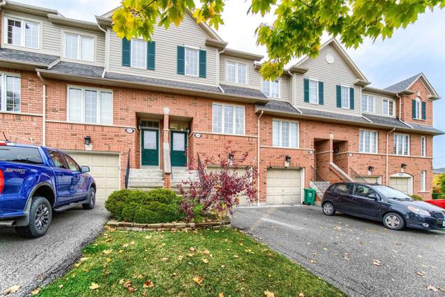 179 Trudeau Ave, Townhouse with 3 bedrooms, 3 bathrooms and 3 parking in Mississauga ON | Image 1
