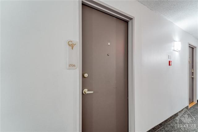 1706 - 158 Mcarthur Avenue, Condo with 2 bedrooms, 1 bathrooms and 1 parking in Ottawa ON | Image 6