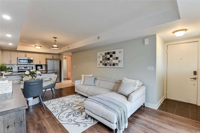 110 - 100 Dufay Rd, Townhouse with 2 bedrooms, 2 bathrooms and 1 parking in Brampton ON | Image 5