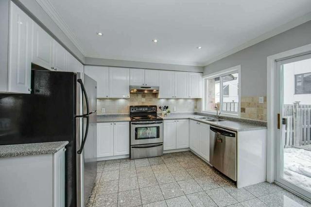 56 Sufi Cres, House attached with 3 bedrooms, 4 bathrooms and 2 parking in Toronto ON | Image 25