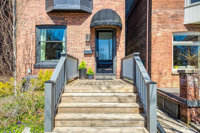152 Riverdale Ave, House detached with 3 bedrooms, 2 bathrooms and 0 parking in Toronto ON | Image 23