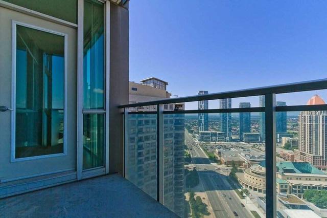2901 - 3939 Duke Of York Blvd, Condo with 1 bedrooms, 2 bathrooms and 1 parking in Mississauga ON | Image 6