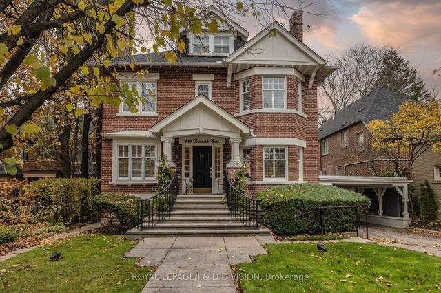 119 Dinnick Cres, House detached with 4 bedrooms, 4 bathrooms and 4 parking in Toronto ON | Image 12