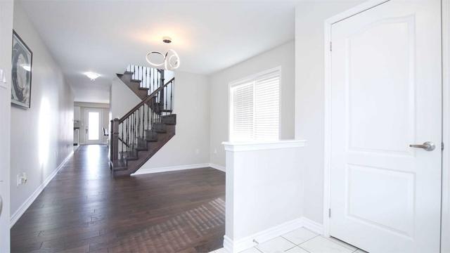77 Benhurst Cres, House attached with 4 bedrooms, 3 bathrooms and 3 parking in Brampton ON | Image 34