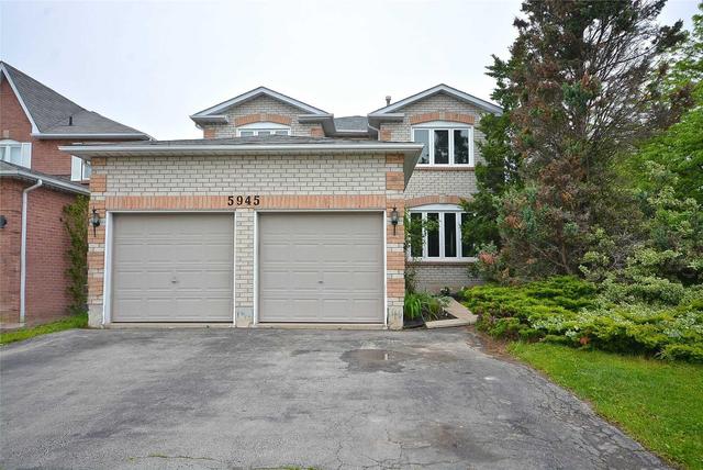 5945 Grossbeak Dr, House detached with 4 bedrooms, 3 bathrooms and 4 parking in Mississauga ON | Image 1