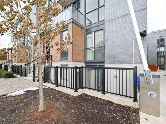 101 - 47 Macaulay Ave, Townhouse with 1 bedrooms, 2 bathrooms and 1 parking in Toronto ON | Image 1