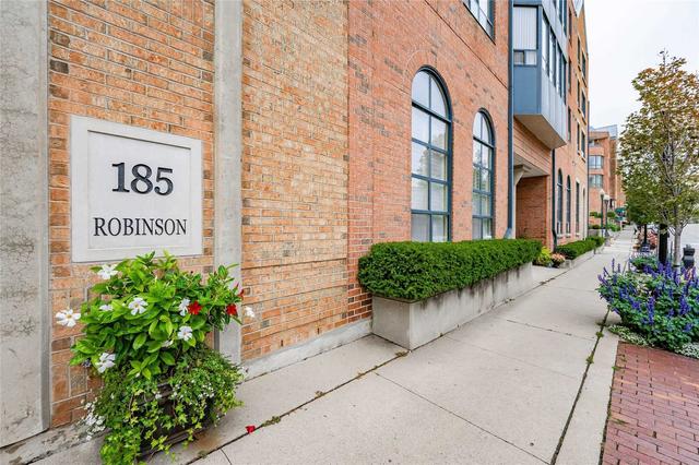 th5 - 185 Robinson St, Townhouse with 2 bedrooms, 2 bathrooms and 1 parking in Oakville ON | Image 1