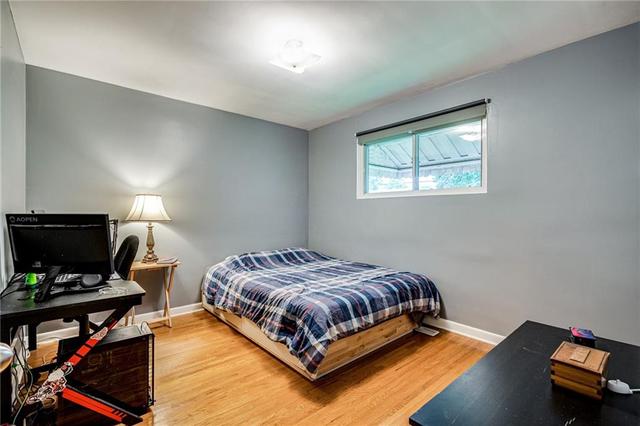 164 West 19th Street, House detached with 2 bedrooms, 1 bathrooms and 3 parking in Hamilton ON | Image 30