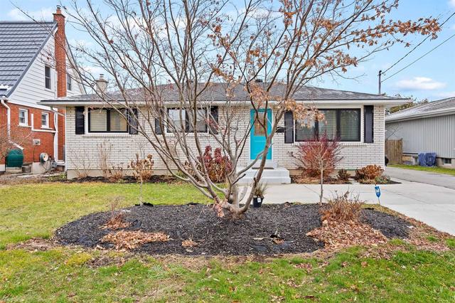 259 Lakeshore Rd, House detached with 3 bedrooms, 2 bathrooms and 4 parking in St. Catharines ON | Image 28