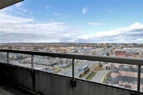 lph10 - 9 Northern Heights Dr, Condo with 3 bedrooms, 2 bathrooms and 1 parking in Richmond Hill ON | Image 9