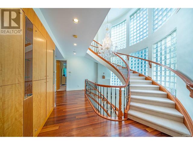 1629 Langton Place, House detached with 6 bedrooms, 7 bathrooms and 3 parking in West Vancouver BC | Image 8