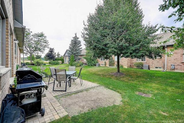 37 Golf Links Dr, Condo with 2 bedrooms, 3 bathrooms and 2 parking in Brampton ON | Image 18