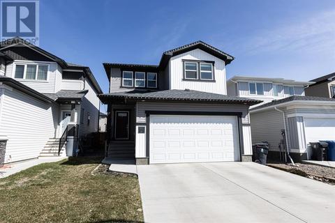 855 Miners Boulevard W, House detached with 4 bedrooms, 2 bathrooms and 5 parking in Lethbridge AB | Card Image