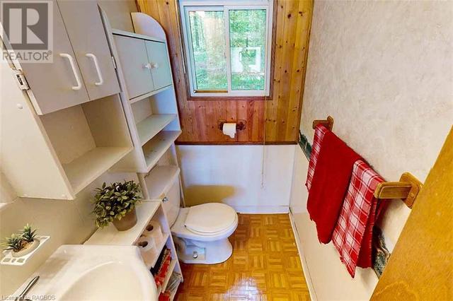 Cottage Bathroom | Image 22