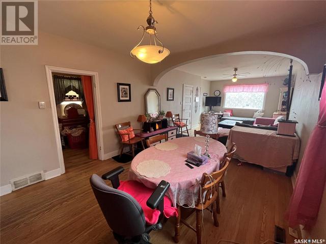 113 H Avenue N, House detached with 4 bedrooms, 2 bathrooms and null parking in Saskatoon SK | Image 11