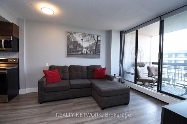 2103 - 150 Charlton Ave E, Condo with 1 bedrooms, 1 bathrooms and 0 parking in Hamilton ON | Image 2