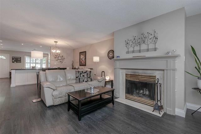 3 - 2110 New St, Townhouse with 2 bedrooms, 4 bathrooms and 2 parking in Burlington ON | Image 7