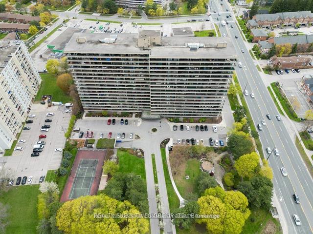 901 - 8111 Yonge St, Condo with 2 bedrooms, 2 bathrooms and 1 parking in Markham ON | Image 1