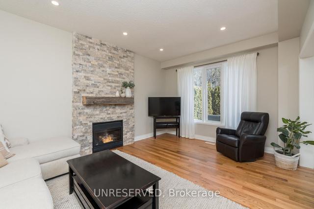 1 Archstone St, House detached with 4 bedrooms, 4 bathrooms and 4 parking in Whitby ON | Image 8