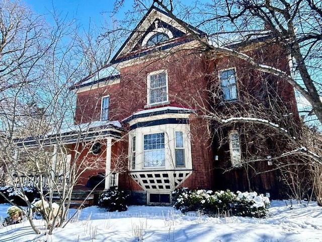 94 King St, House detached with 4 bedrooms, 3 bathrooms and 5 parking in North Dundas ON | Image 12