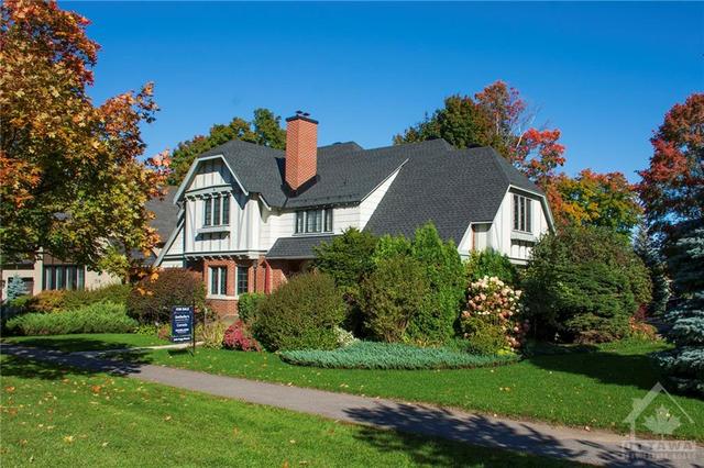725 Island Park Drive, House detached with 4 bedrooms, 5 bathrooms and 4 parking in Ottawa ON | Image 2