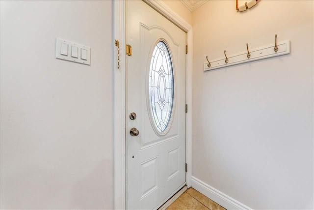 84 Benleigh Dr, House detached with 3 bedrooms, 2 bathrooms and 4 parking in Toronto ON | Image 29