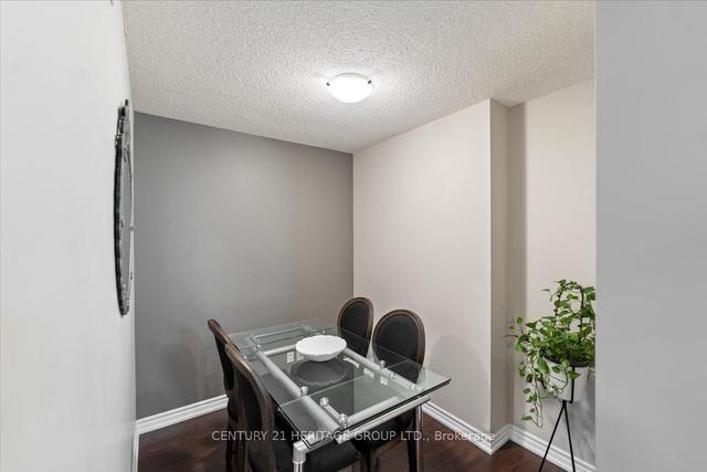 602 - 18 Harding Blvd, Condo with 2 bedrooms, 2 bathrooms and 2 parking in Richmond Hill ON | Image 3