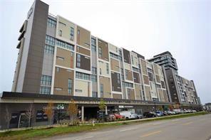 710 - 560 North Service Rd, Condo with 2 bedrooms, 2 bathrooms and 2 parking in Grimsby ON | Card Image