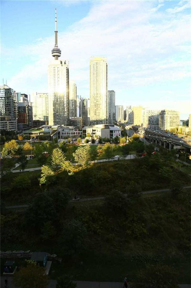 1003 - 75 Queens Wharf Rd, Condo with 1 bedrooms, 1 bathrooms and 1 parking in Toronto ON | Image 4