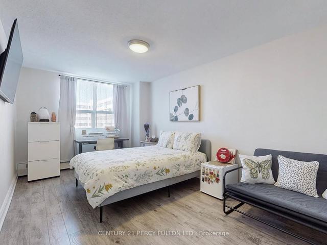 511 - 180 Markham Rd, Condo with 3 bedrooms, 2 bathrooms and 1 parking in Toronto ON | Image 13