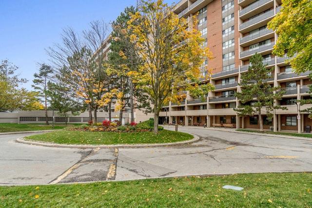 806 - 2929 Aquitaine Ave, Condo with 2 bedrooms, 2 bathrooms and 1 parking in Mississauga ON | Image 18