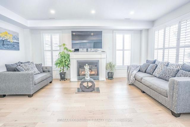 229 Gibbons St, House detached with 4 bedrooms, 4 bathrooms and 4 parking in Oshawa ON | Image 31