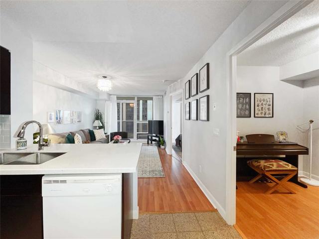 1208 - 4978 Yonge St, Condo with 1 bedrooms, 1 bathrooms and 1 parking in Toronto ON | Image 13