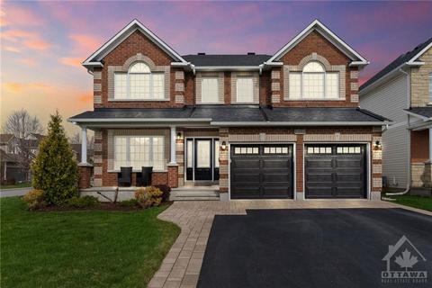 1692 Liberty Way, House detached with 4 bedrooms, 3 bathrooms and 6 parking in Ottawa ON | Card Image