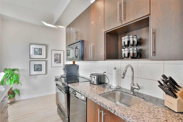 2506 - 28 Linden St, Condo with 2 bedrooms, 2 bathrooms and 1 parking in Toronto ON | Image 10