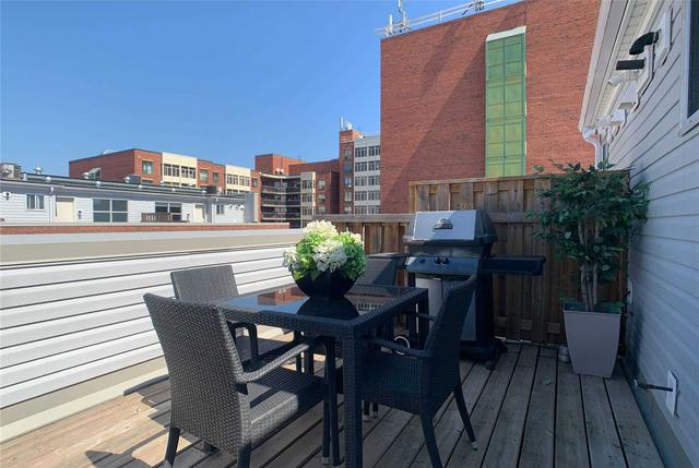 3 - 1388 Bloor St W, Townhouse with 2 bedrooms, 2 bathrooms and 1 parking in Toronto ON | Image 19